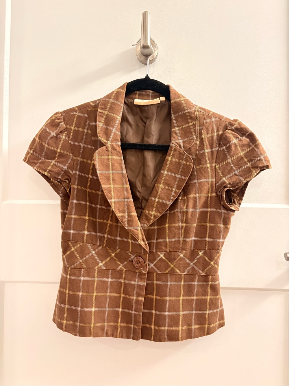 Women’s Brown Plaid Short-Sleeve Single-Button Blazer